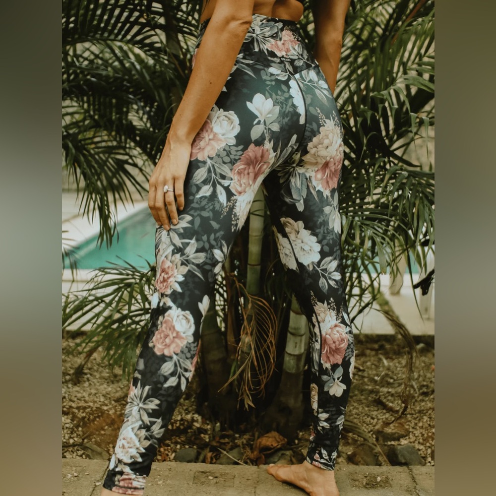 Oraki Floral leggings